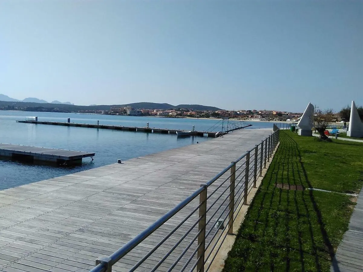 Casa Victoria Apartment Golfo Aranci