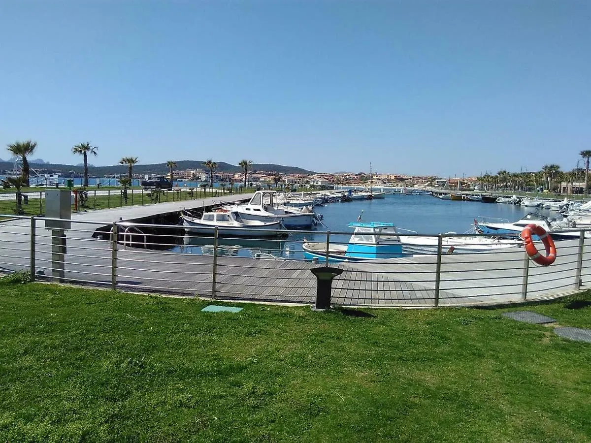 Casa Victoria Apartment Golfo Aranci